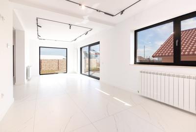 Casa moderna P+1  cu vedere la lac , Corbu - 3