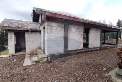 Casă / Vilă cu 8 camere de vânzare - 11