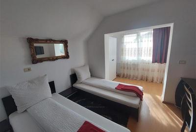 Casa cu 10 camere pentru pensiune sau locuit - 8