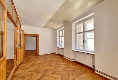 Apartament Spatios in casa, langa Biserica Neagra - 9