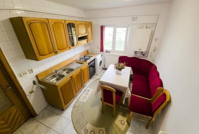 Apartament 2 camere 64 mpu parc Sub Arini- bazin olimpia | Bulevardul Victoriei - 5