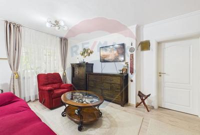 Apartament cu 4 camere de vanzare, Centrala proprie, 13 Septembrie - 13