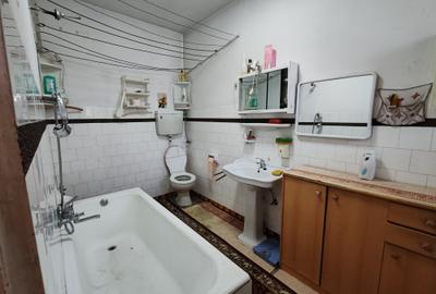 Casa 4 camere libera la vanzare TARLUNGENI - 23