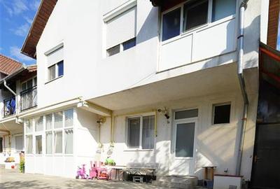 DUPLEX IN CARTIERUL ONCEA CU PARCARE SI CURTE - 1