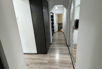 Apartament 4 cam, cf 1 dec, et 2/8, zona 9 Mai- Piata - 18