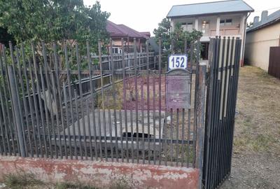 Casă individuală cu 5 camere în Sadina