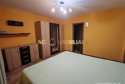 3 Camere de inchiriat | 1 Decembrie 1918 | Metrou | Parcare | 2 Bai - 4