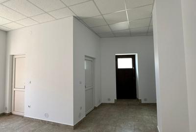 Spatiu comercial de închiriat  Reghin - 7