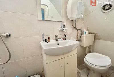 Casa de vanzare la curte comuna Zona Lunei - COMISION 0% - 13