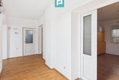 2 case separate + curte 1400 mp – Zona Dâmbovița - 11