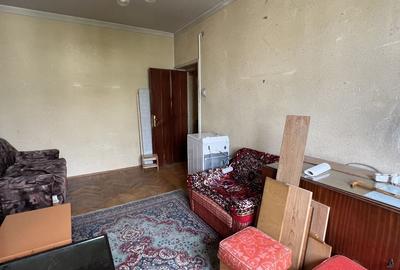 Apartament 2 camere decomandat + Boxă - 2