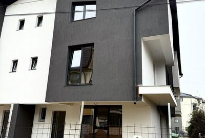 CASE TIP DUPLEX, 6 CAMERE, TOATE UTILITATILE, CENTRALA, COMISION 0% - 4