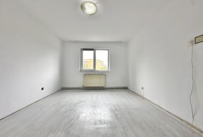 Apartament 3 camere de vânzare - zona Florilor, Str. Mimozei - 1