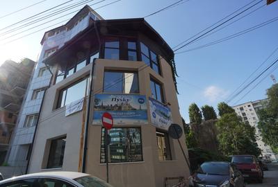 Vila activitati medicale - Victoriei - 12