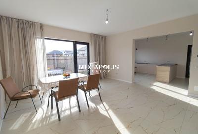 Casă tip duplex de vânzare | 5 camere | 135 mp utili | teren 430 mp - 32