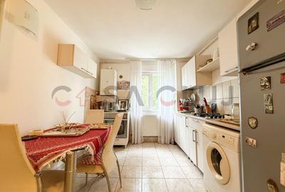 Apartament cu 3 camere semidecomandat, mobilat în Gheorgheni