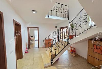 Casa individuala cu 5 camere si curte proprie in cartierul Tineretului - 20