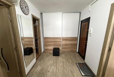 Apartament 2 camere, hol patrat, logie + balcon, mobilat si utilat - 11