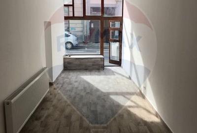 Spațiu comercial de închiriat, 39 mp, în zona Ultracentral - 3