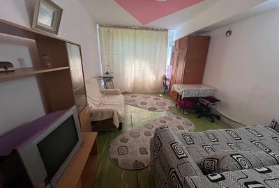 Garsoniera tiglina1 bl A-uri et 3 pret 38.000 euro - 1