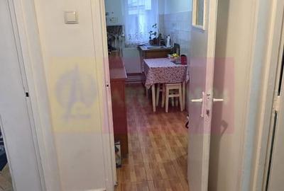 Apartament cu 3 camere de vanzare in Campina - 14