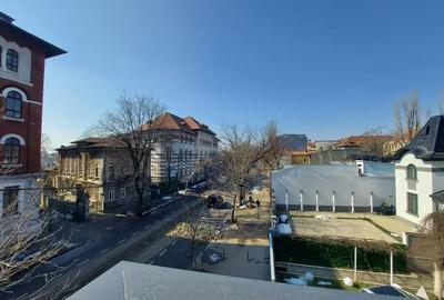 Apartament 3 camere superb Carol-Pache/nou, lux/5min metrou/Comision 0 - 13