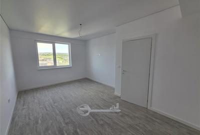 Apartament cu 2 camere decomandat în Bucium