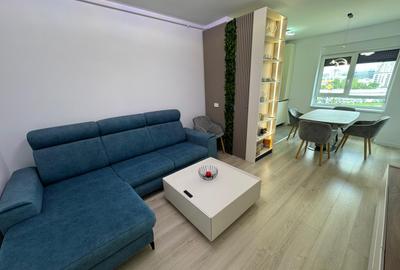 Apartament cu 2 camere semidecomandat în Central