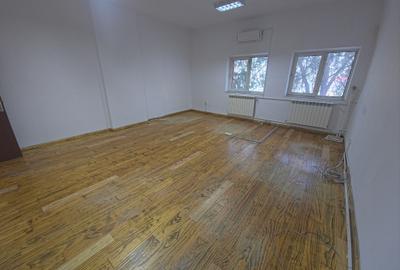 Spațiu ideal activități diverse – 22 mp Faleza Nord Birou - 6
