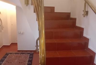 Apartament 3 Camere,B-dul Unirii,DUPLEX,DECOMANDAT,centrala,2 bai,parcare - 10