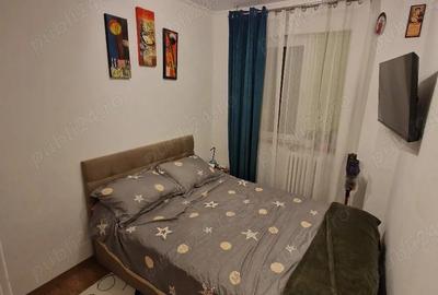 Apartament 3 camere, zona Tatarasi, etajul 2/4 - 4