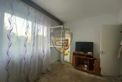 4 camere, Inel 2, etaj 3 / 4, decomandat, balcon 3.7 mp, gaze la usa, 69.2 mp - 2