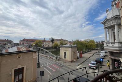 Lugoj,  Apartament, Centrul Orasului, Priveliste Superbă, 2 Cam., Dec, 79 M - 24
