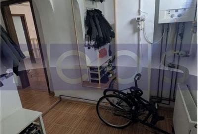 VANZARE  3 CAMERE  IN  VILA INTERBELICA  –PIATA VICTORIEI - 16