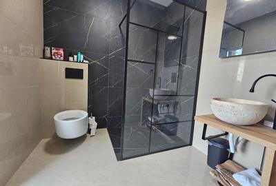 Casă duplex cu arhitectură modernă – 159 mp utili + 50 mp terase, 2 fronturi - 14