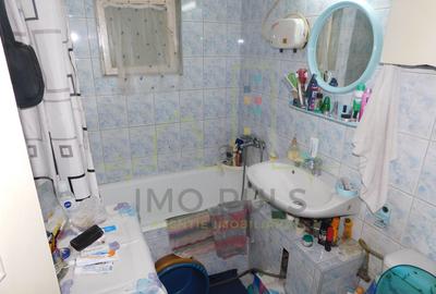 Centrala Proprie. Decomandat. Dambovita. 2 Balcoane - 10