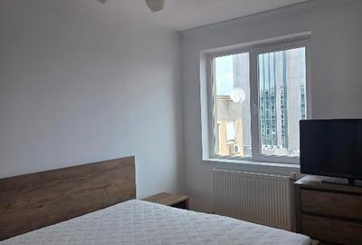 Piata Romana -gura de metrou - 1