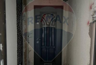 Apartament cu 2 camere de vânzare Savinesti - 8