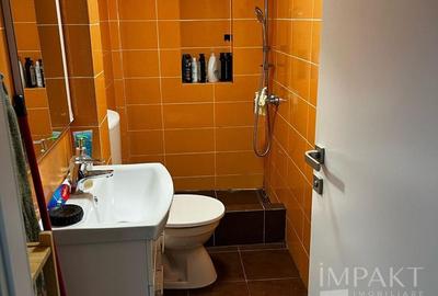 Casa frumoasa de vanzare la curte comuna, zona Centrala! - 11