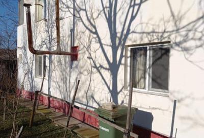 Casa de vanzare si teren 3600 mp Radomiresti - 2