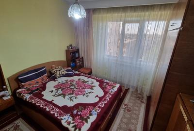 Casa de cultura-apartament 3 camere decomandat cu gaze - 9