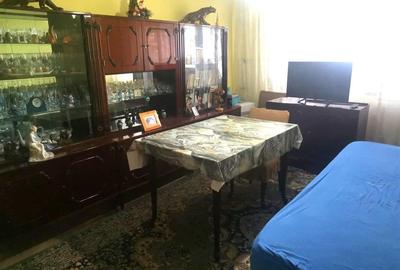 Apartament cu 2 camere semidecomandat în Viziru 1