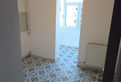3 camere Exercițiu , RENOVAT / Decomandat / Centrală! - 4