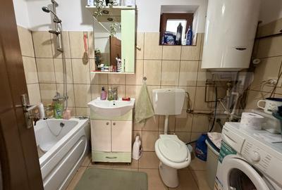 Casa 2 camere, 70 mp, teren 1600 mp, zona Ciumarna - 3