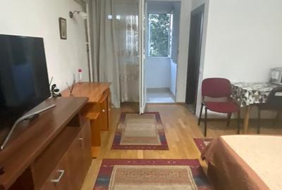Inchiriere garsoniera langa metrou Costin Georgian, mobilata si utilata, etaj 4 - 2