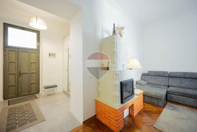 Palatul Vulturul Negru - apartament 3 camere, regim hotelier autorizat - 2