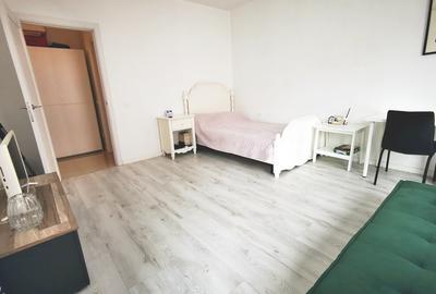 Inchiriere garsoniera cu centrala Exigent Plaza faza 3 metrou Lujerului 10min - 2