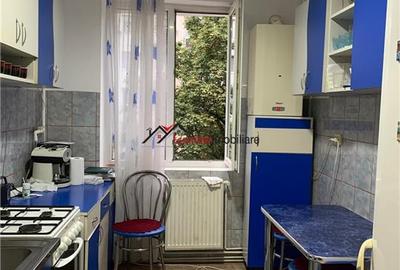 Apartament 2 camere + bucătărie, renovat recent, cu parcare – Dealul F - 2