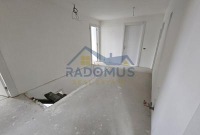 Vila Tătărani - 280 mp utili - 500 mp Teren - 8 Camere + 4 Băi - 10
