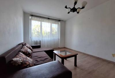 Apartament cu 2 camere semidecomandat, mobilat în Vatra Luminoasă
